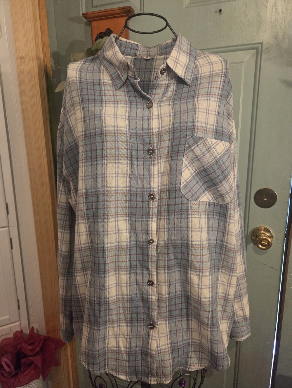 Women's Blue/ Pink Plaid Button Down Long Sleeved Shirt